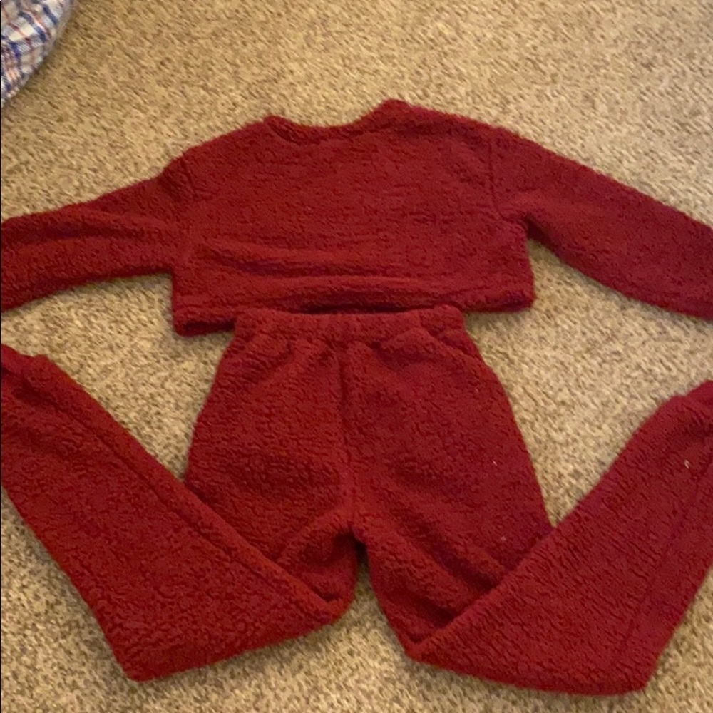 Fuzzy Two Piece Set! - Picture 4 of 5